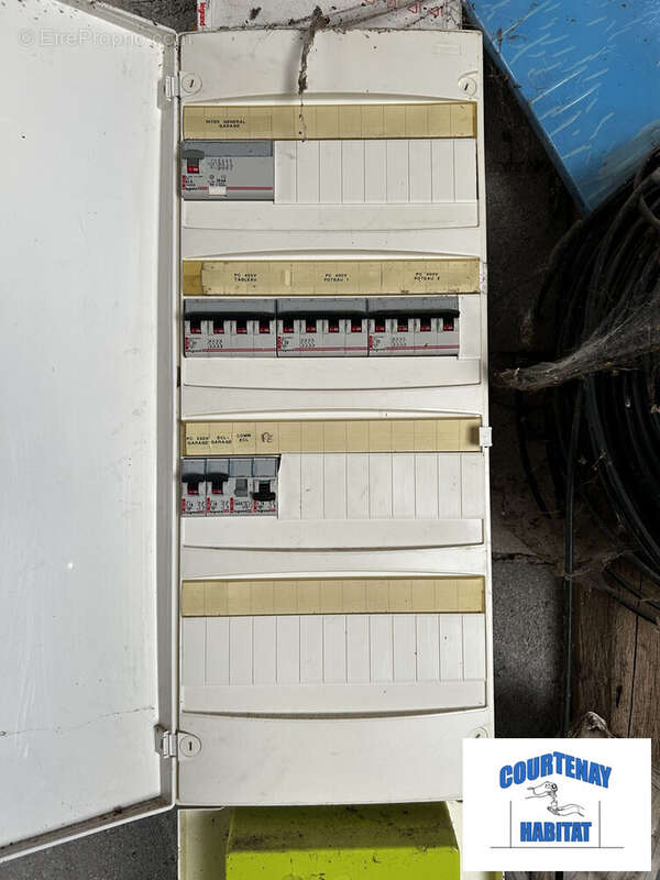 Terrain 842 m² à Courtenay  - photo 4