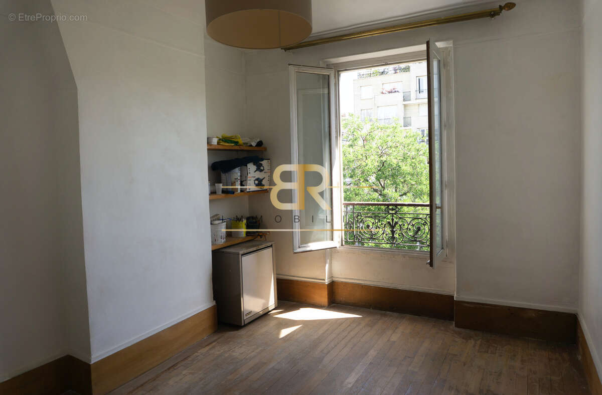 Appartement à PARIS-11E