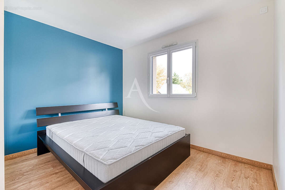 Maison à JUIGNE-SUR-LOIRE