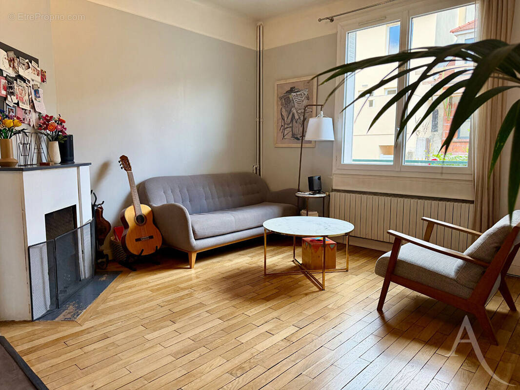 Appartement à CHAVILLE
