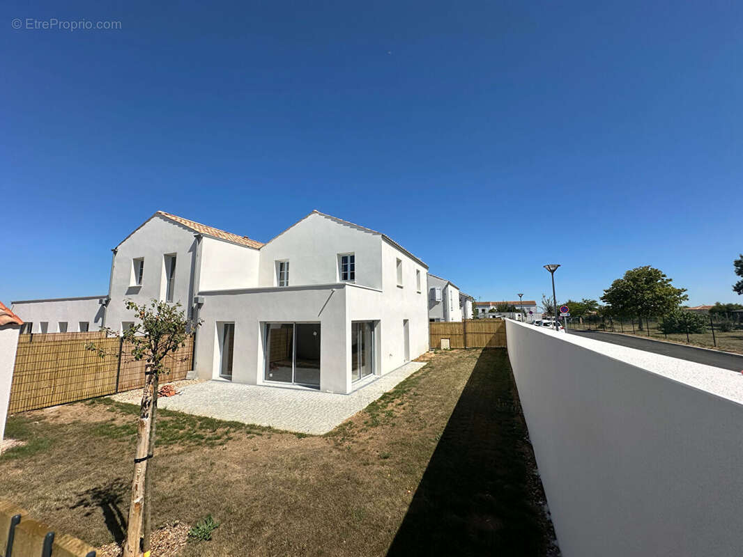 Maison à FOURAS