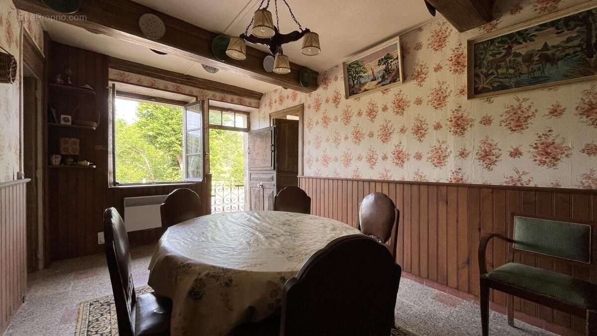 Maison ancienne dans un hameau du parc du Morvan - photo 2