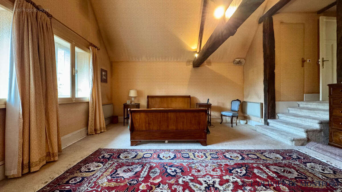 Maison à MONTFORT-L'AMAURY