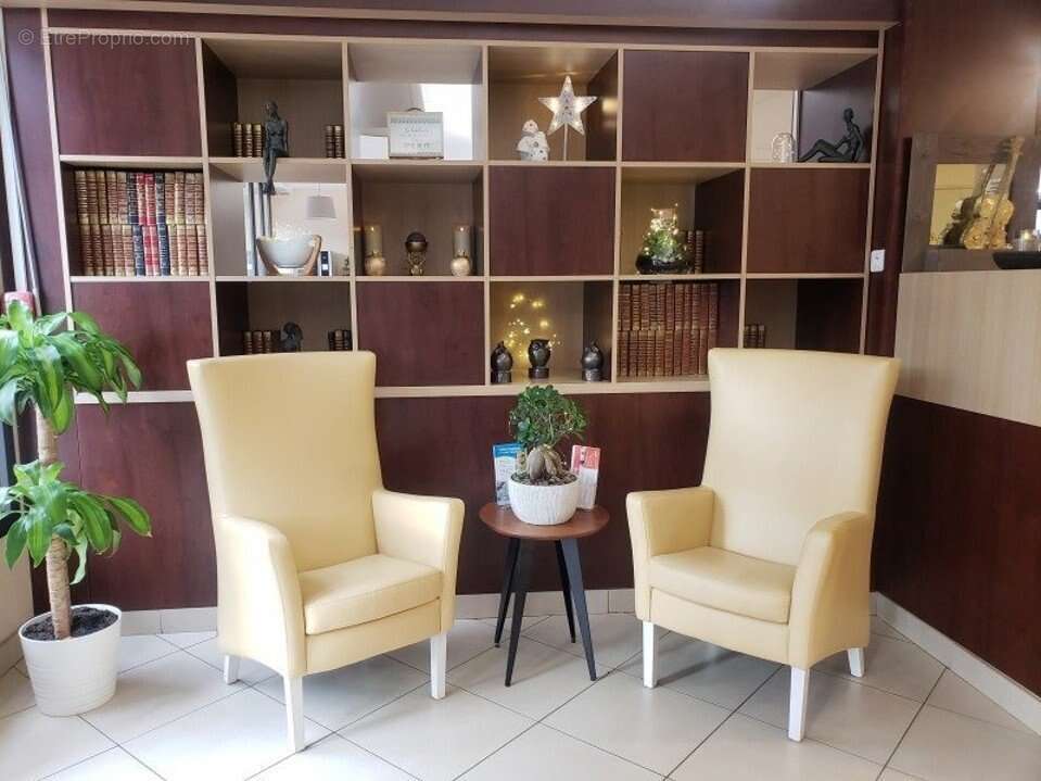 INVESTISSEMENT LOCATIF  Chatenay Malabry  Résidence EHPAD Le Séquoia - 8.16% de rentabilité - photo 6
