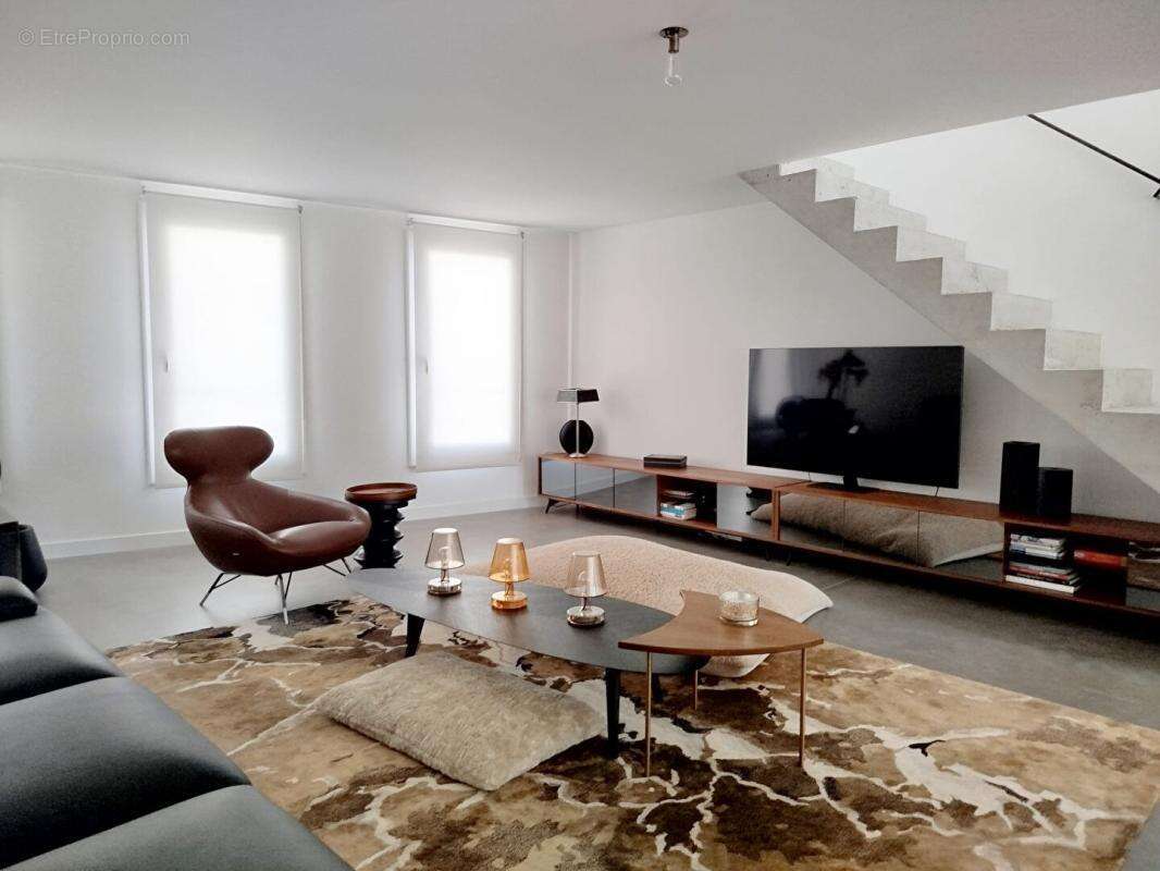 Sublime Maison d'architecte Saint Maximin La Sainte Baume 190 m2 avec terrasse et garage - photo 6