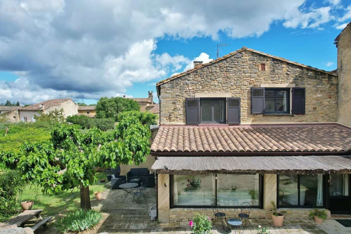 Maison à UZES