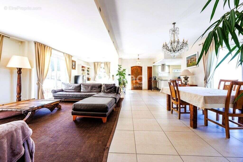 Maison à MARSEILLE-12E