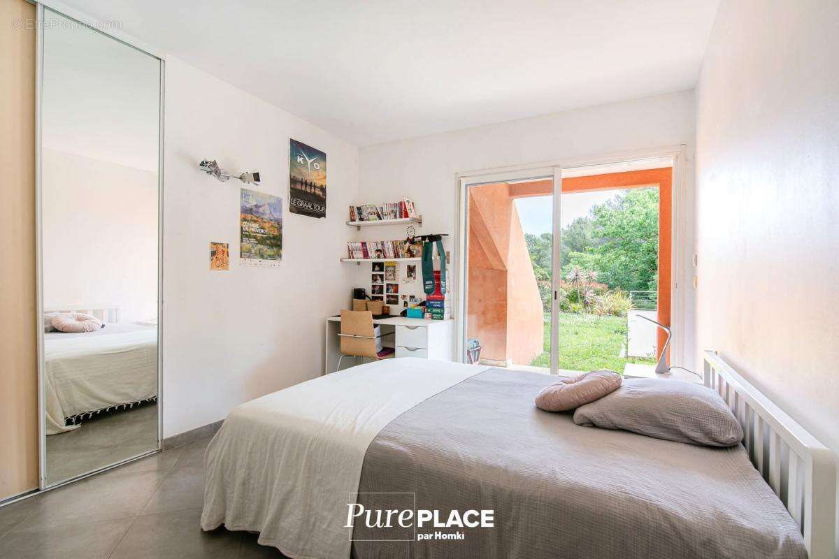 Maison/Villa T6 de 180 m2 à Aix-en-ProvenceÉlégante maison contemporaine avec piscine – environnement sécurisé près d’Aix-en-Pro - photo 14