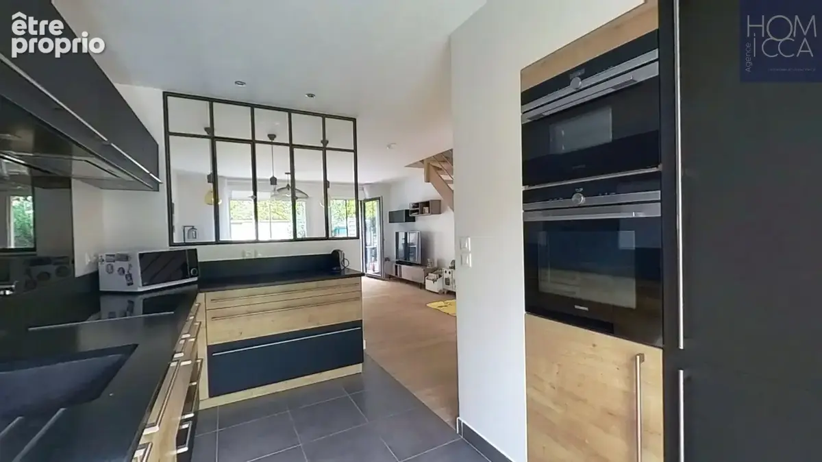 69410 champagne-au-mont-d'or - centre - appartement t3 duplex type maison de ville +garage+ parking - photo 3