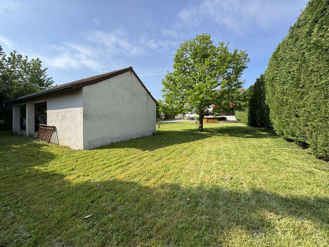 Maison à BELLERIVE-SUR-ALLIER