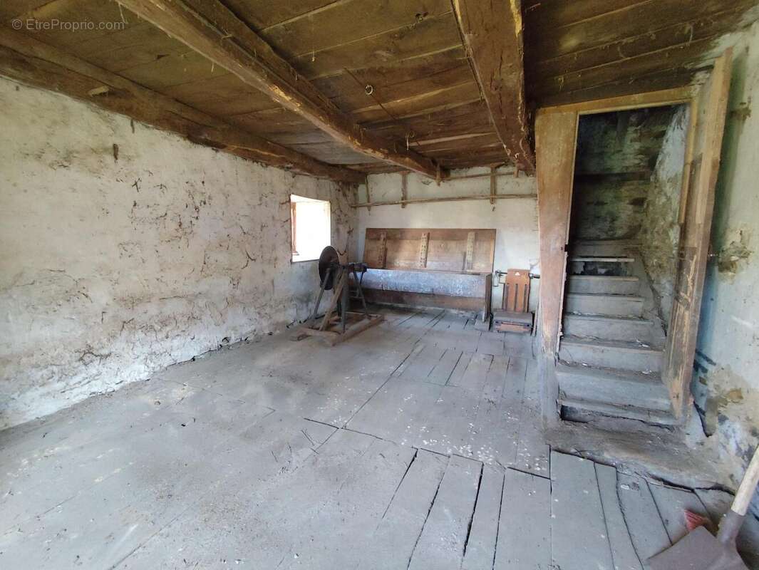 Maison 150 m² à Messeix  - photo 8