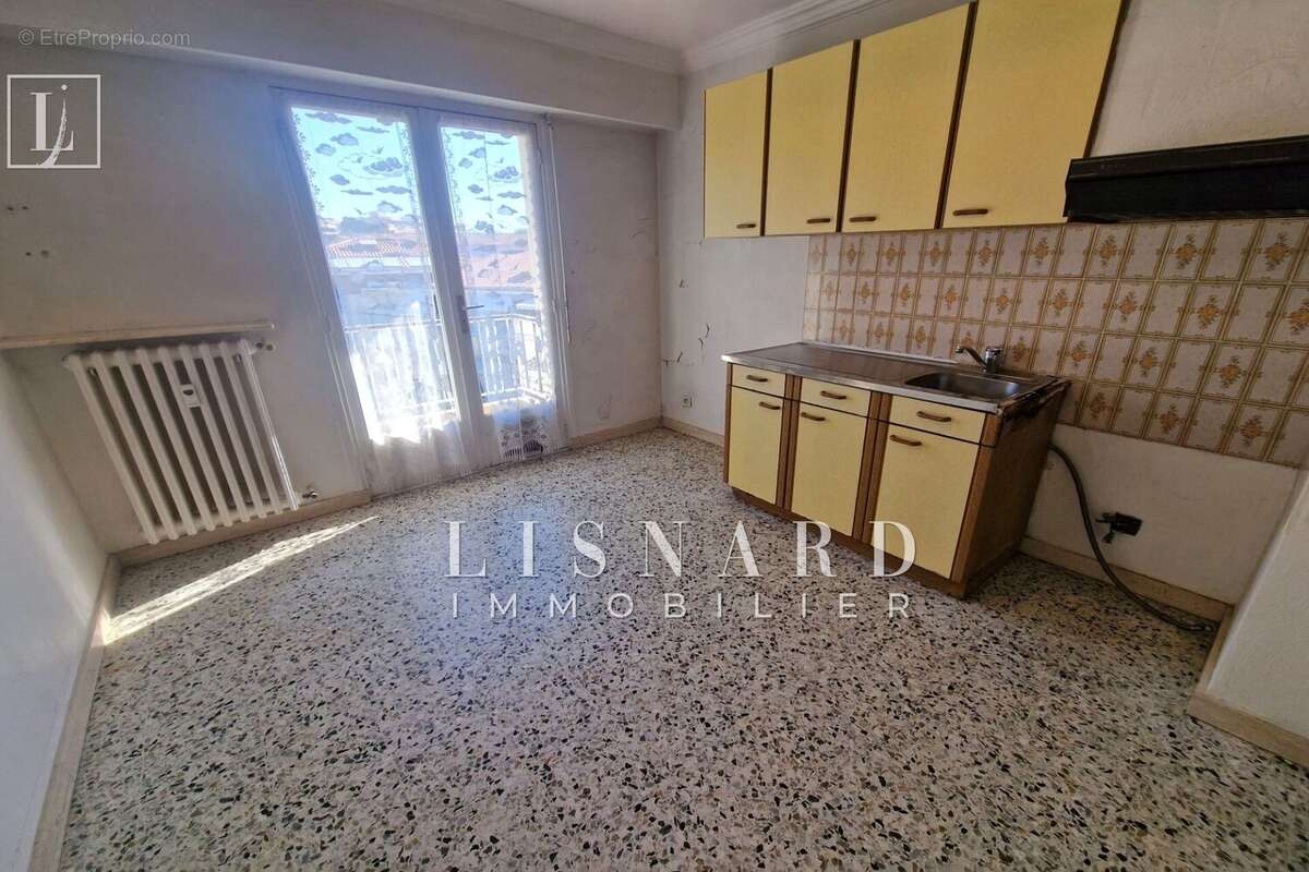 Appartement 35 m² à Vallauris  - photo 4