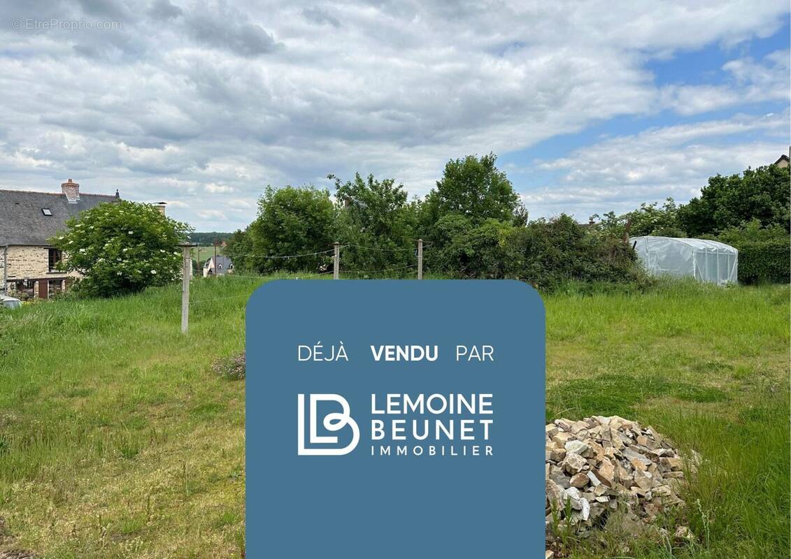 Terrain à POLIGNE