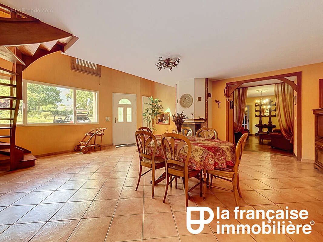 Maison Retiers 143.98 m2 - photo 3