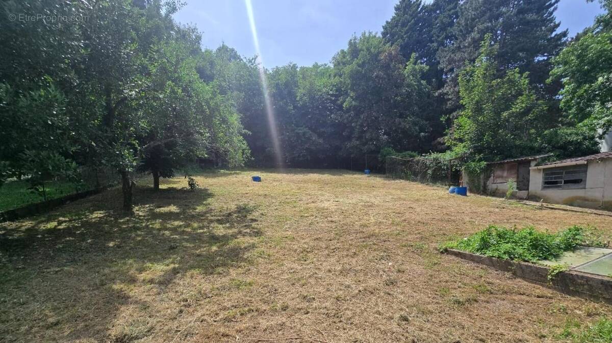 Photo 1 - Terrain à GIVORS