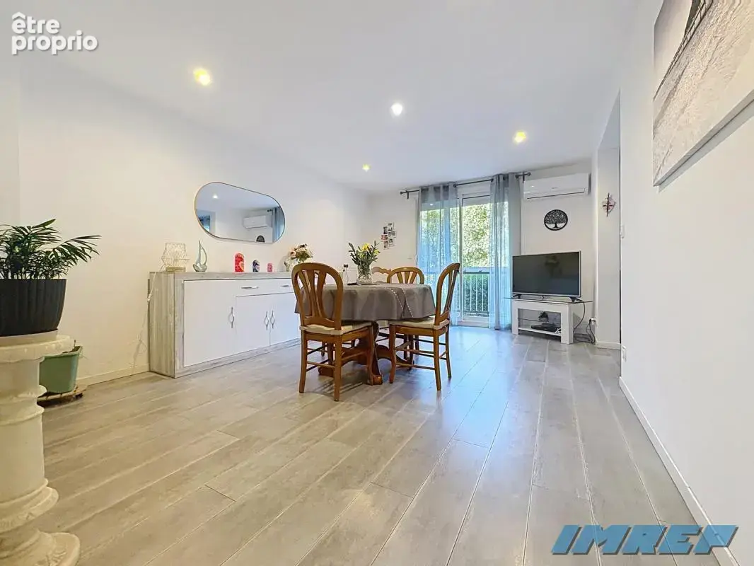 Appartement à MARSEILLE-9E
