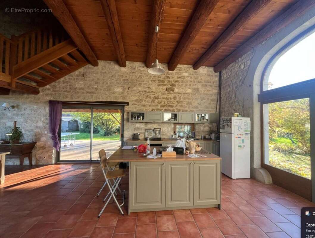 Maison 287 m² à Cize  - photo 5