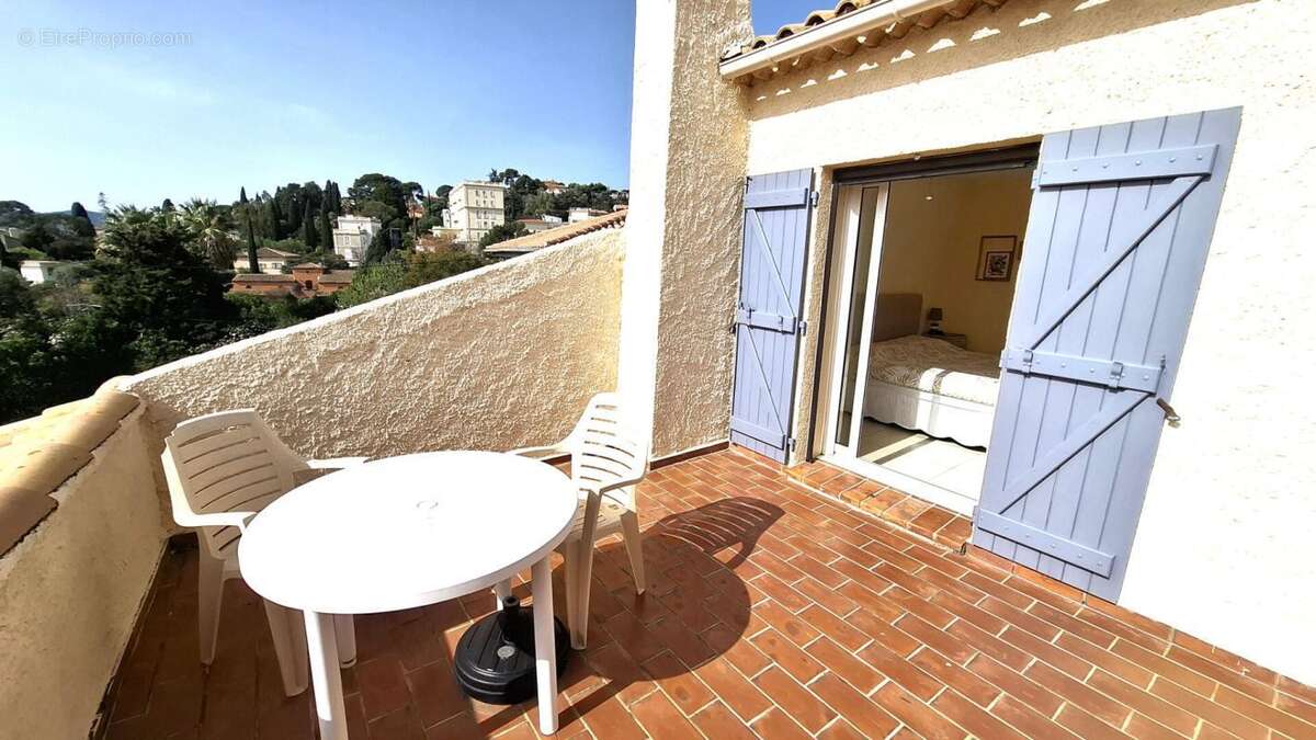 Maison à HYERES