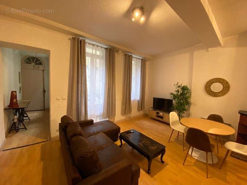 Appartement à BORDEAUX