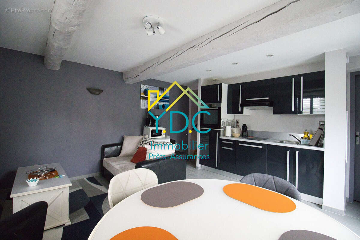 Maison à CANY-BARVILLE