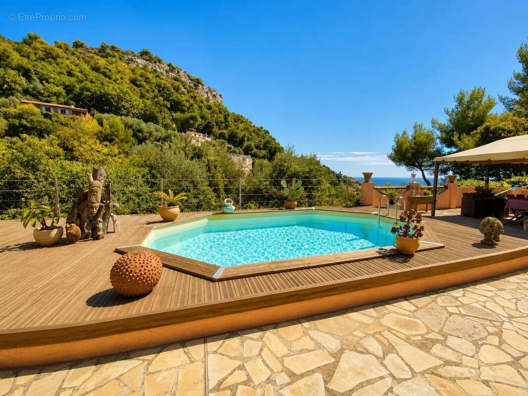Maison à LA TURBIE