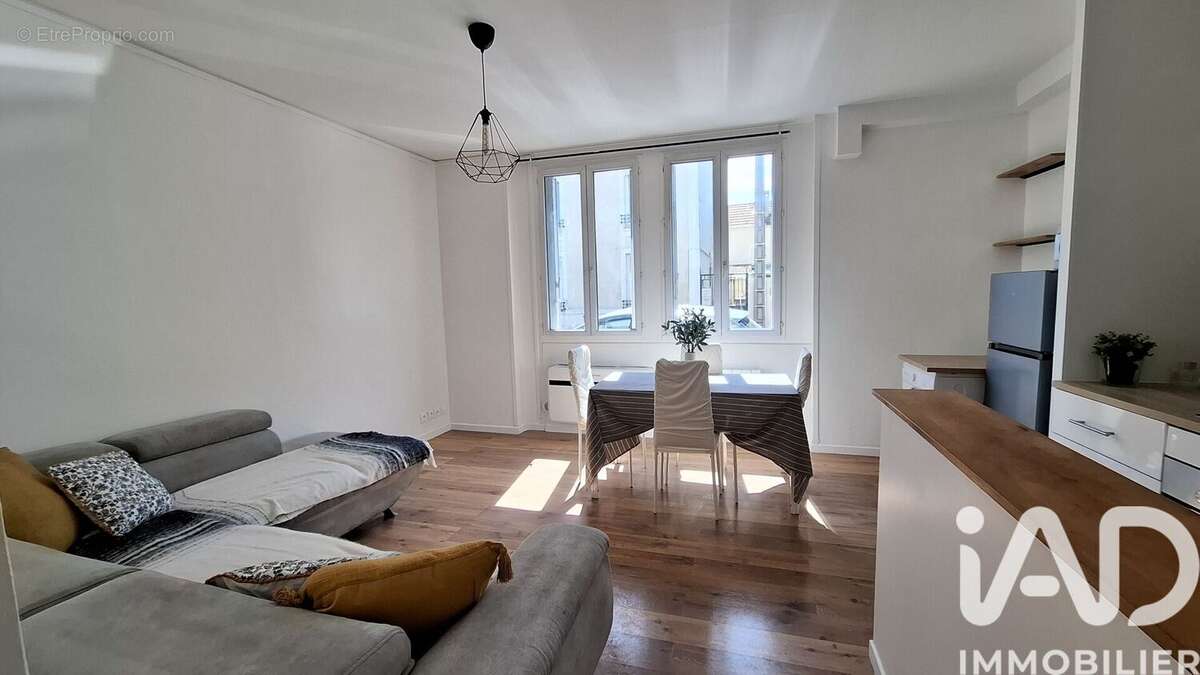 Appartement 35 m² à Le Raincy  - photo 2