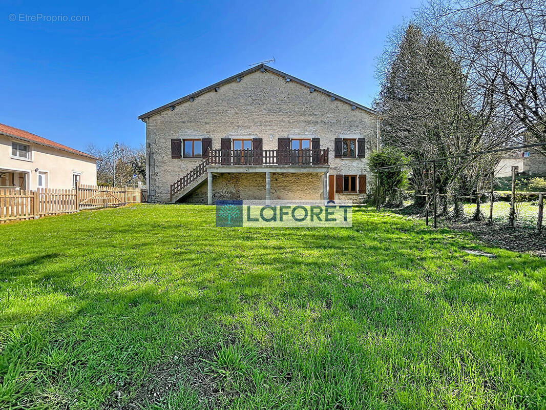 Maison à PAROY-SUR-SAULX
