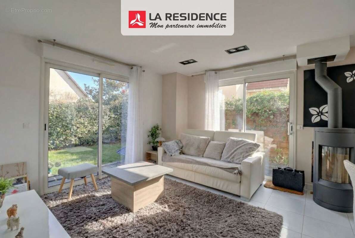 Maison à VERNEUIL-SUR-SEINE