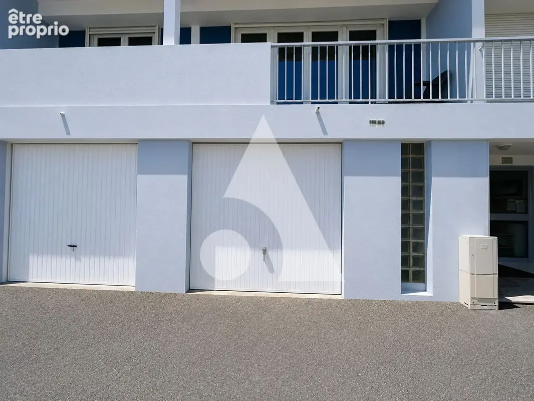 Charmant T3 lumineux avec vue dégagée, garage et cave - photo 10