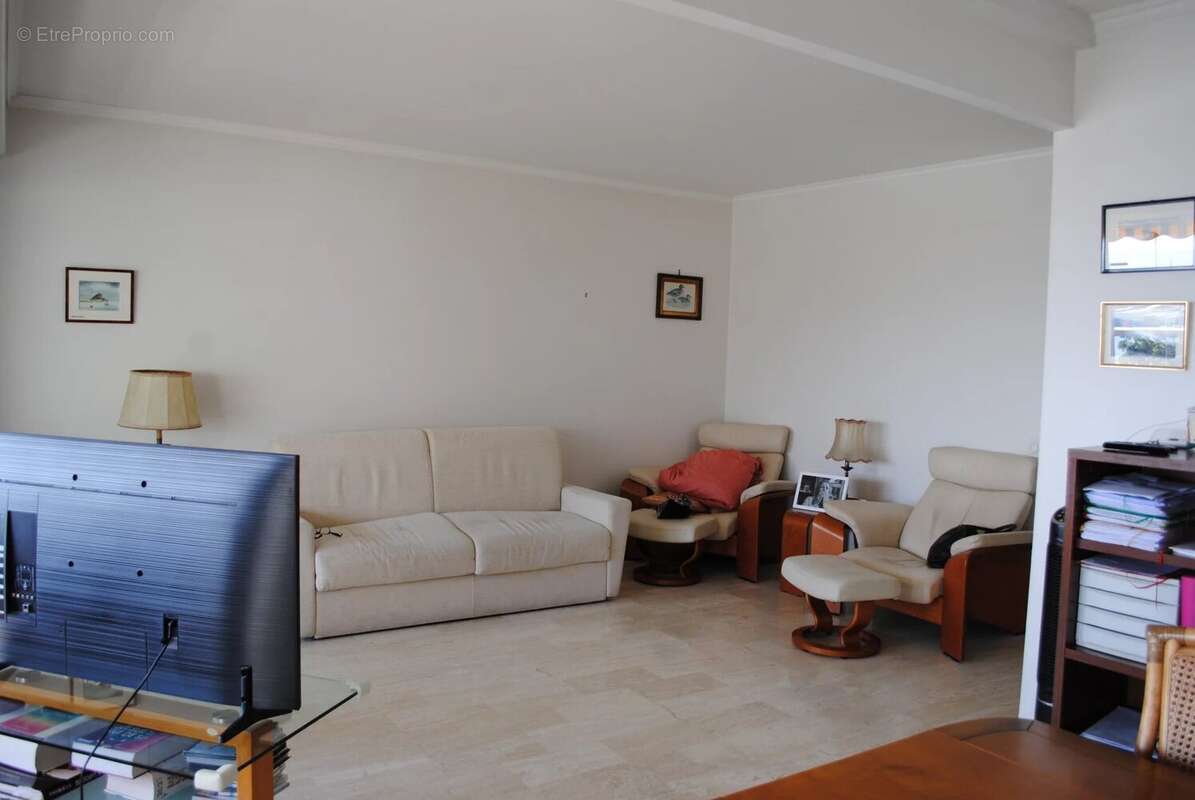 Appartement à VILLENEUVE-LOUBET