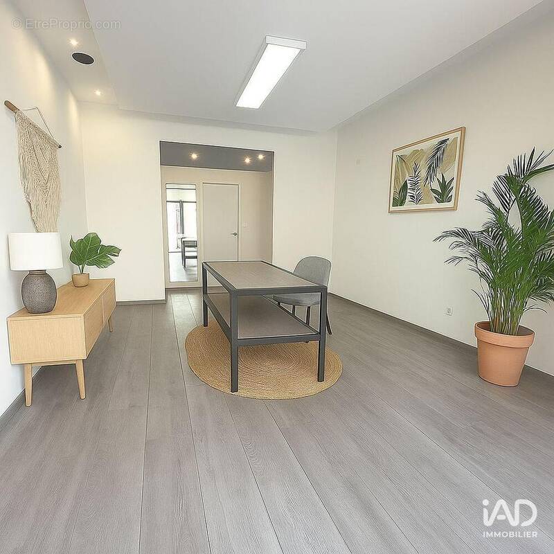 Photo 1 - Commerce à SAINT-RAPHAEL