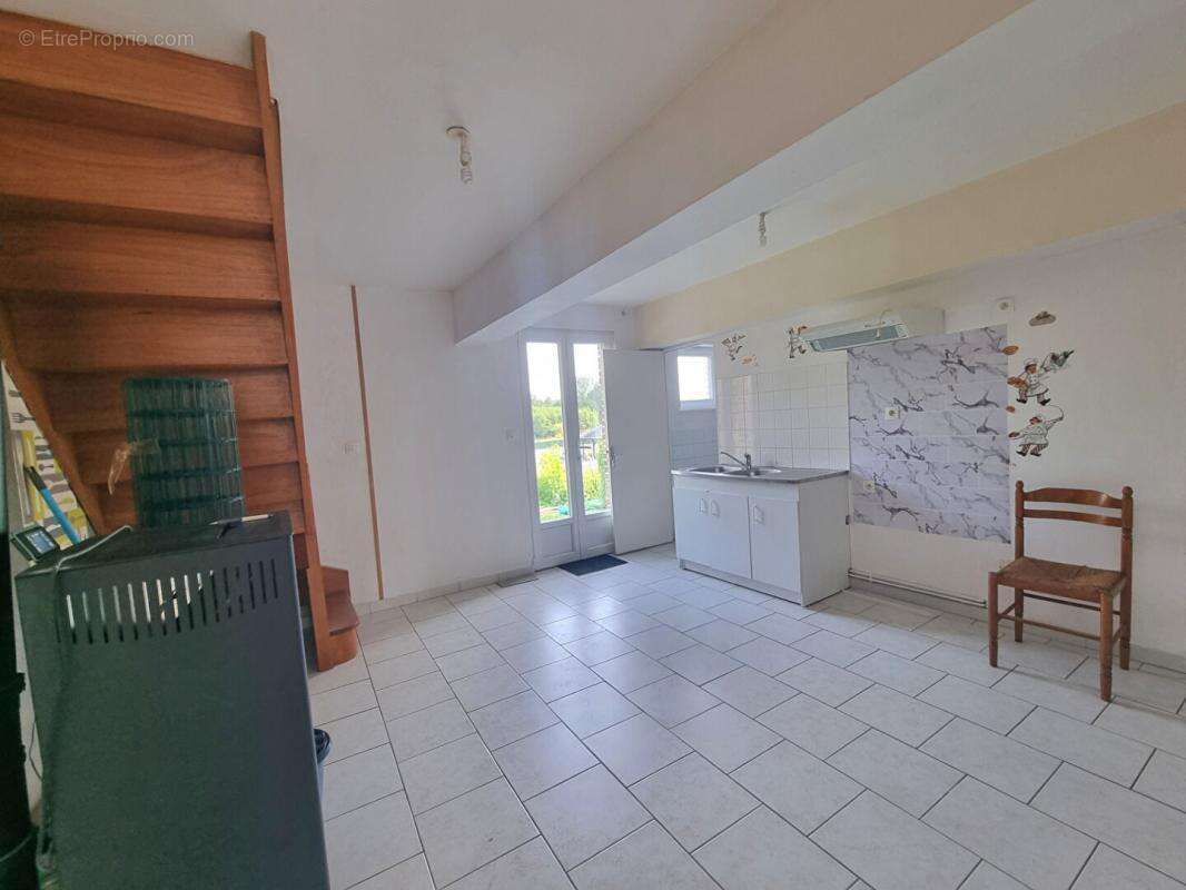 Maison  14 pièce(s) 311 m2 - photo 3