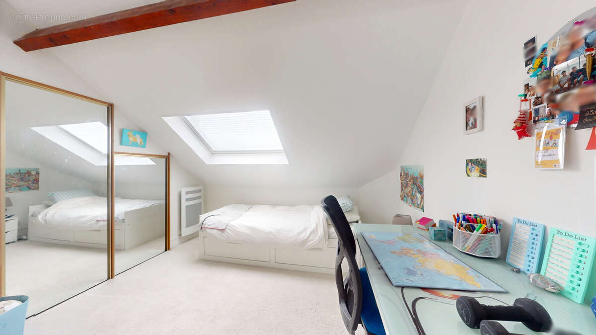 Appartement à HOUILLES