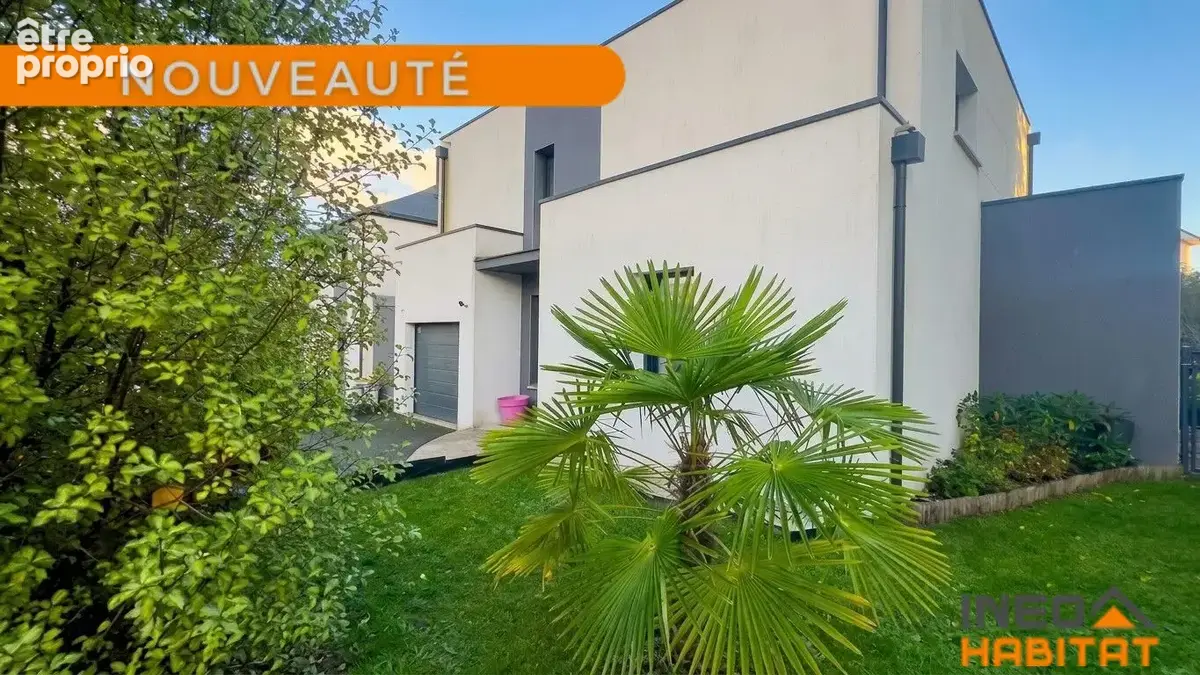 Maison Bourgbarre 7 pièce(s) 135 m2 - photo 1