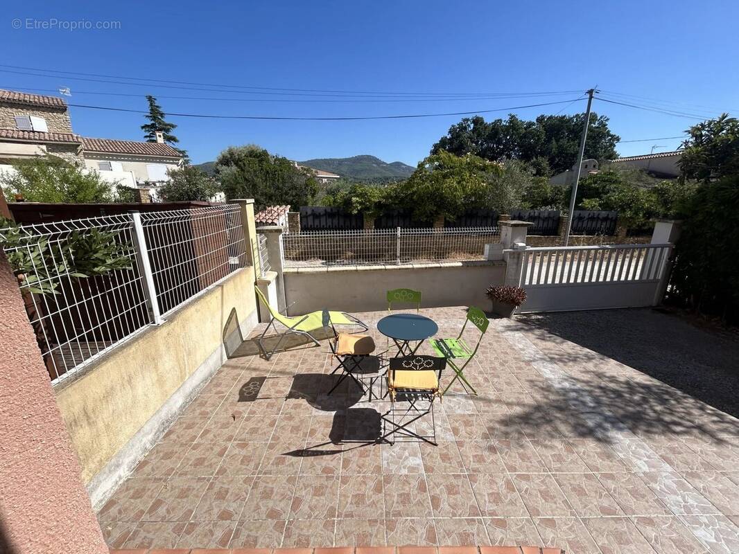 Maison 3 pièces 65 m² · à Sanary-sur-Mer · 65 m² · 405 000 €