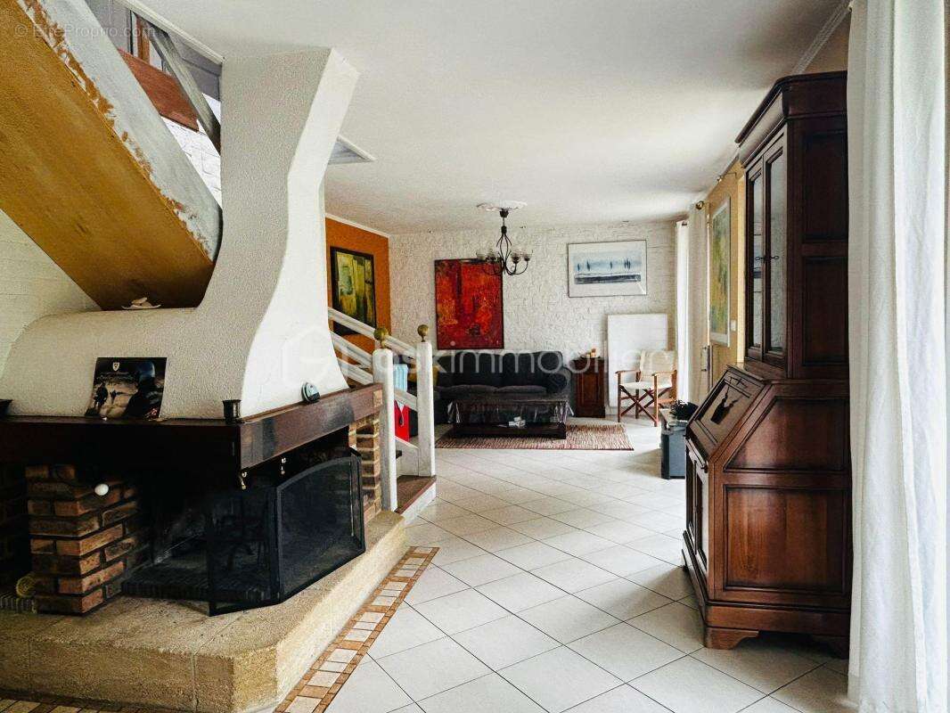 Maison à LE FRESNE-CAMILLY