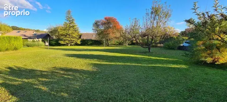 Terrain à GRISY-SUISNES