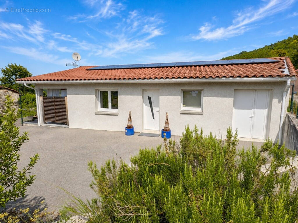 Maison à DOUVRES