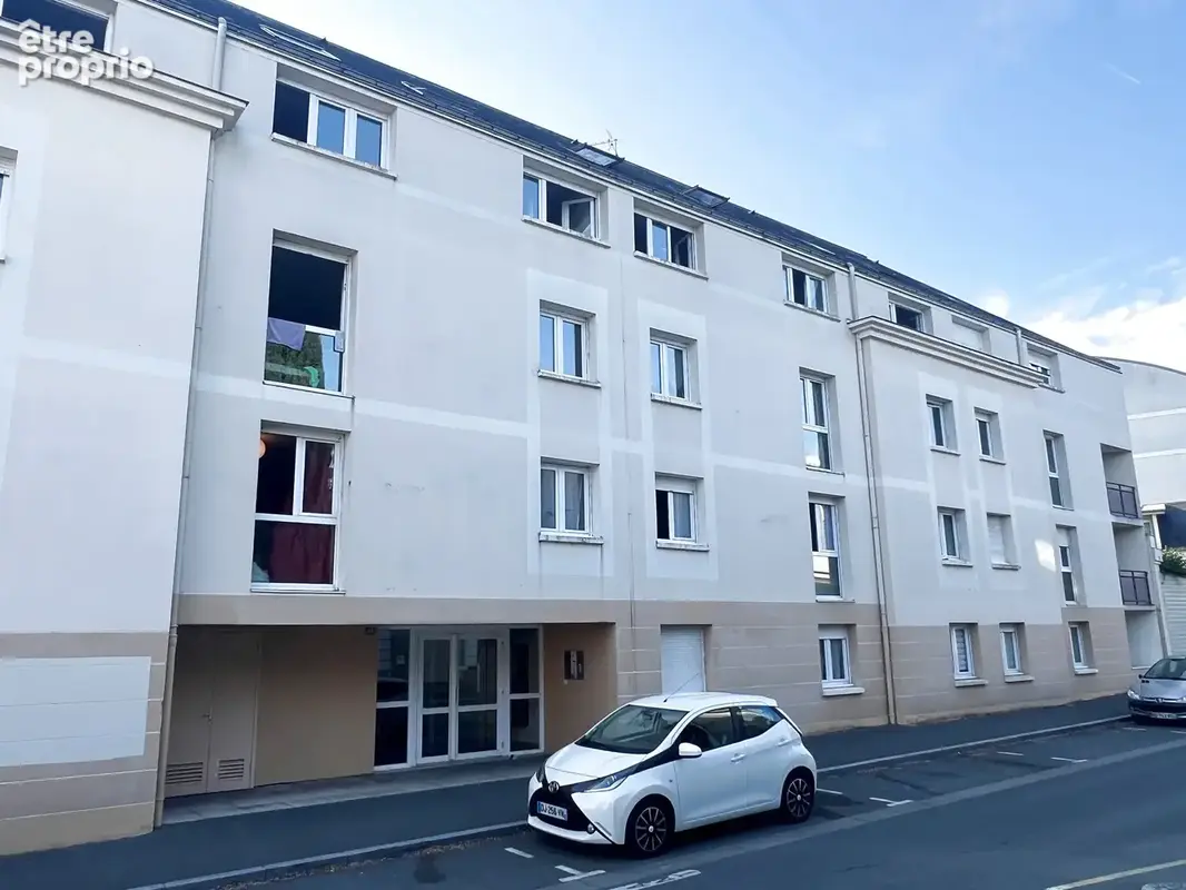 Angers - la madeleine - universite catholique de l'ouest - photo 2