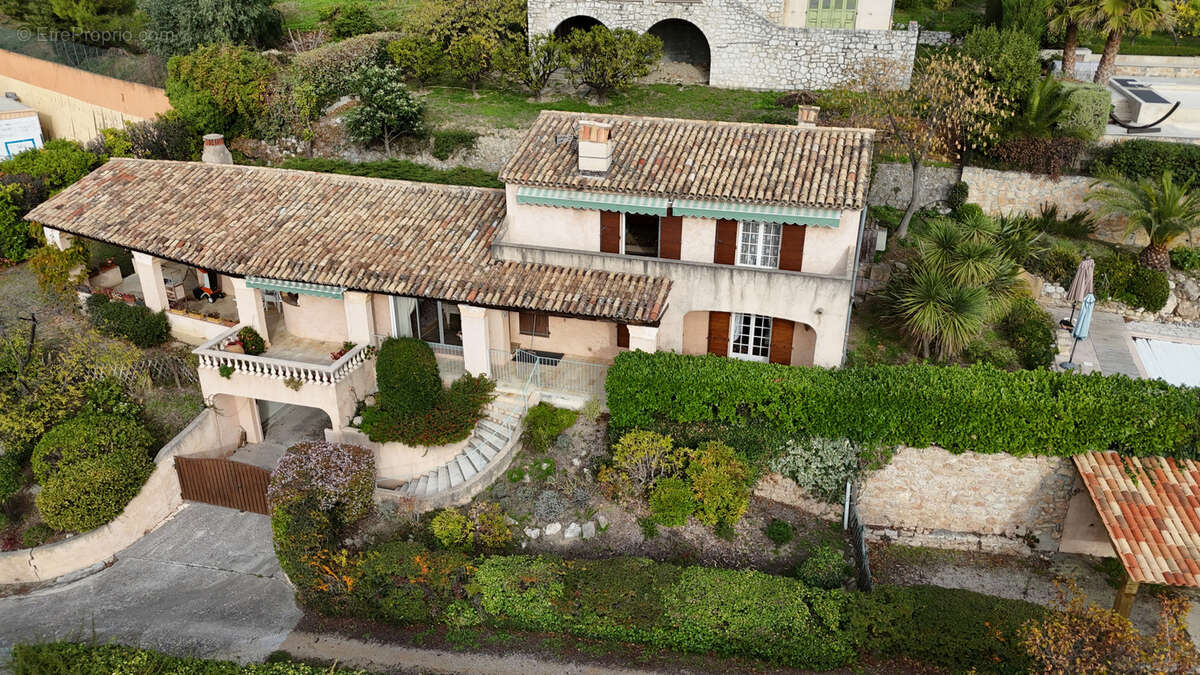 Maison à SAINT-JEANNET