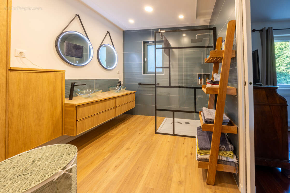 Maison à SAINT-GALMIER