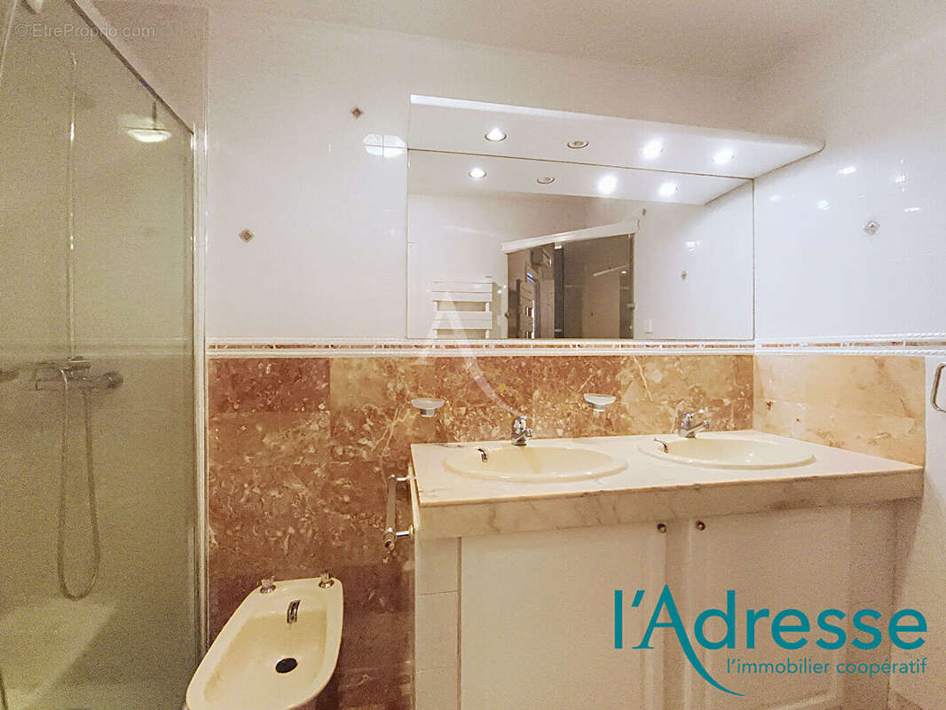 4p 104 m²  + terrasse, vue mer, garage et cave - photo 11