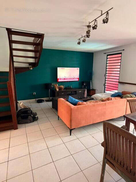 Maison 84 m² à Remire-Montjoly  - photo 3