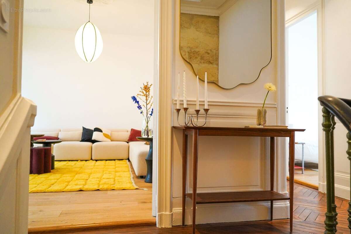 Appartement à BORDEAUX