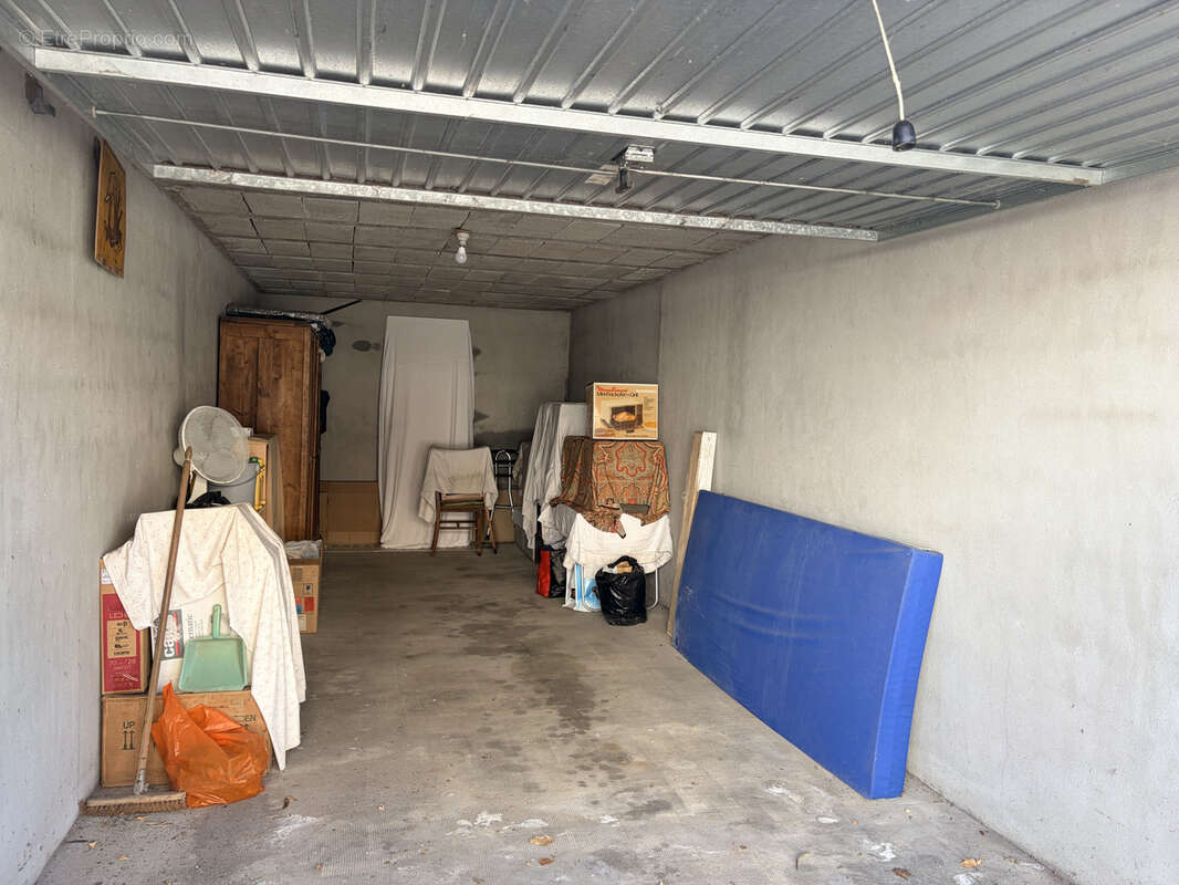T2 lumineux avec balcon, garage, parking et cave - photo 8