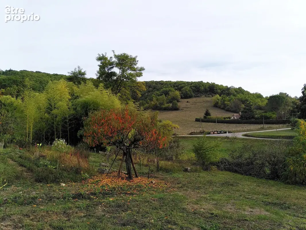 Secteur Capdenac-Gare : Terrain avec permis de construire et vues rurales - photo 2
