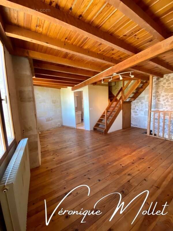 Maison à LESTIAC-SUR-GARONNE