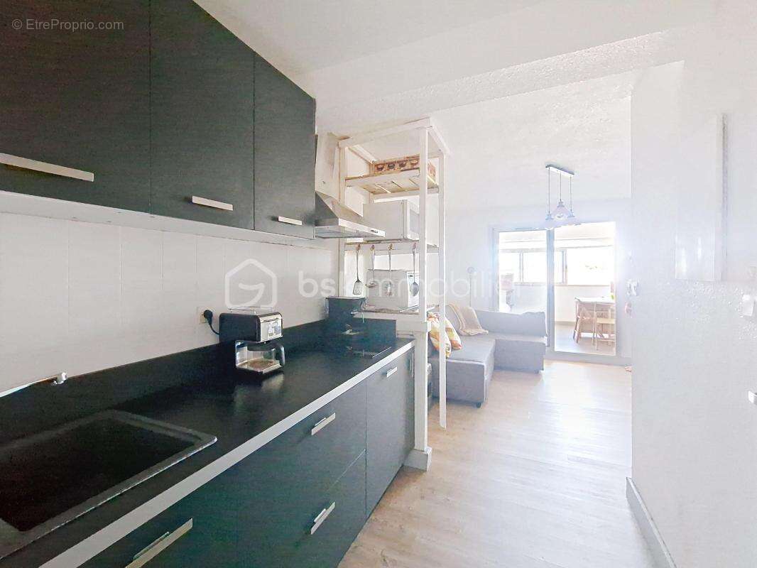 Appartement à SAUSSET-LES-PINS