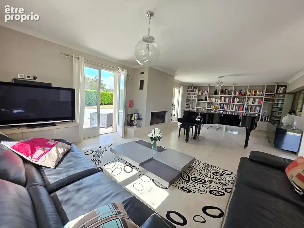 Maison Daix 7 pièce(s) 200 m2 - photo 3