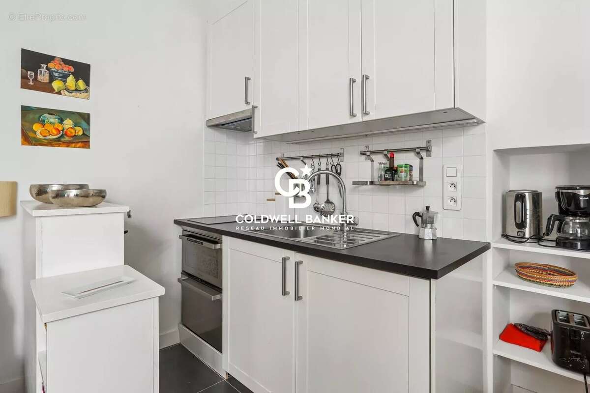 Appartement à PARIS-7E